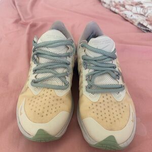 Adidas Women's Running Shoes - Cream and Green